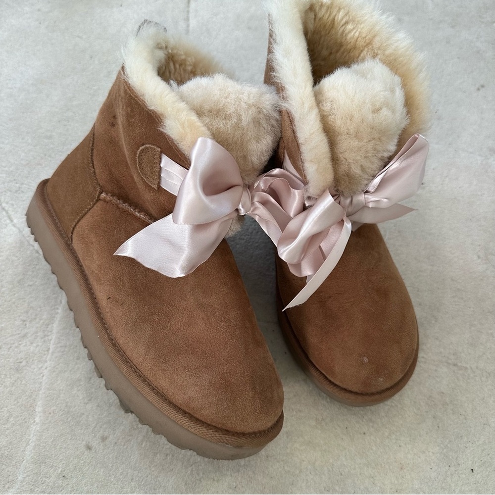 UGG Chestnut Suede Shearling Winter Boots with Pink Satin Bow